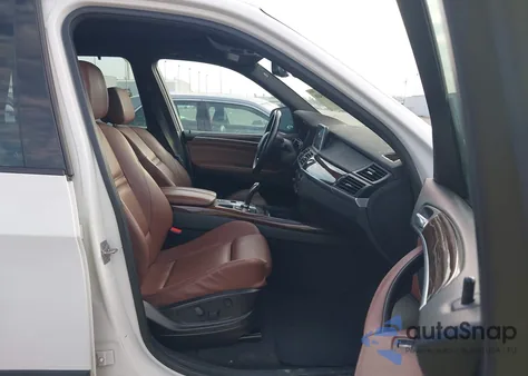 2012 BMW X5 xDrive35D z USA, uszkodzony, nr VIN 5UXZW0C59CL672251